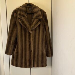 Dennis Basso 30th Anniversary Faux Fur Coat
Chinchilla,  X-Large